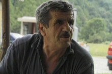 [returning-home-revival-of-a-bosnian-village--Film-image]